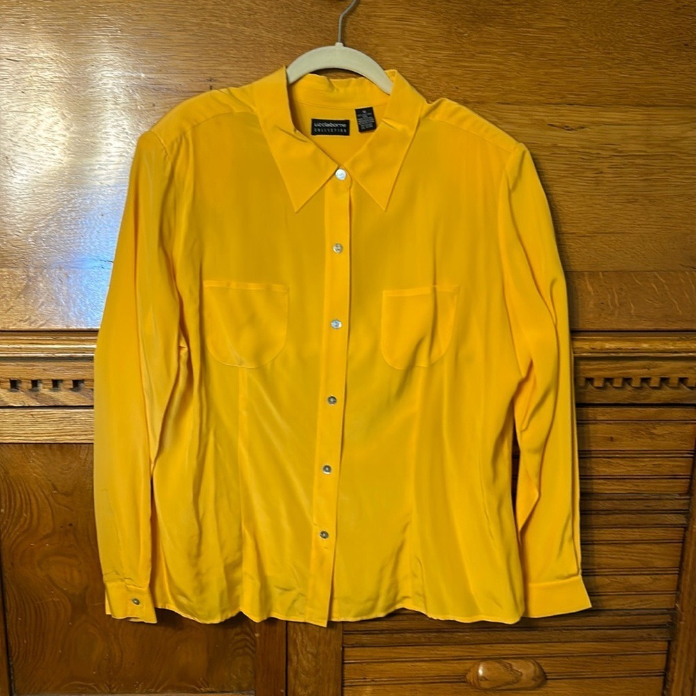 Liz Claiborne Collection 70s Vintage Yellow 100% Silk Button Down Blouse Chic